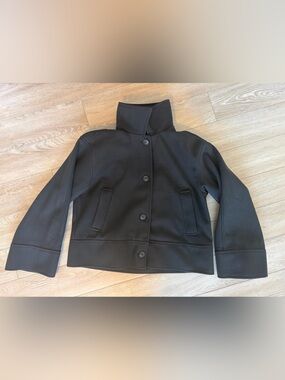 Short boxy black jacket H&M